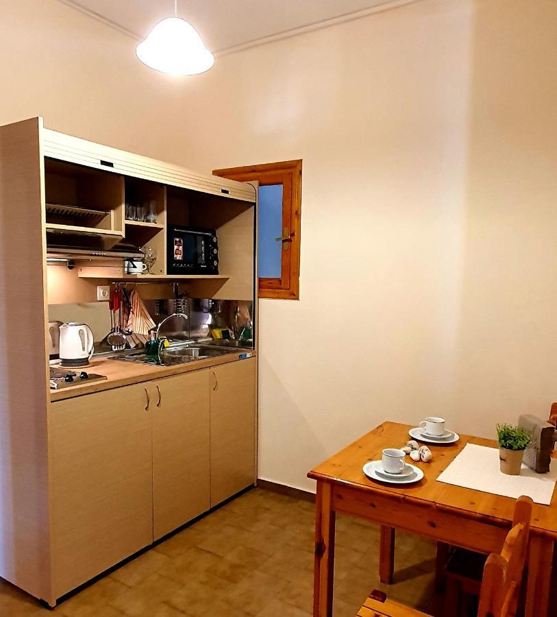 Nicoll Apartments Akharávi Eksteriør bilde