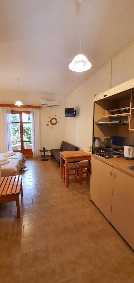 Nicoll Apartments Akharávi Eksteriør bilde